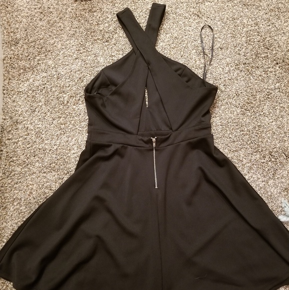 Forever 21 little black dress - Picture 3 of 5